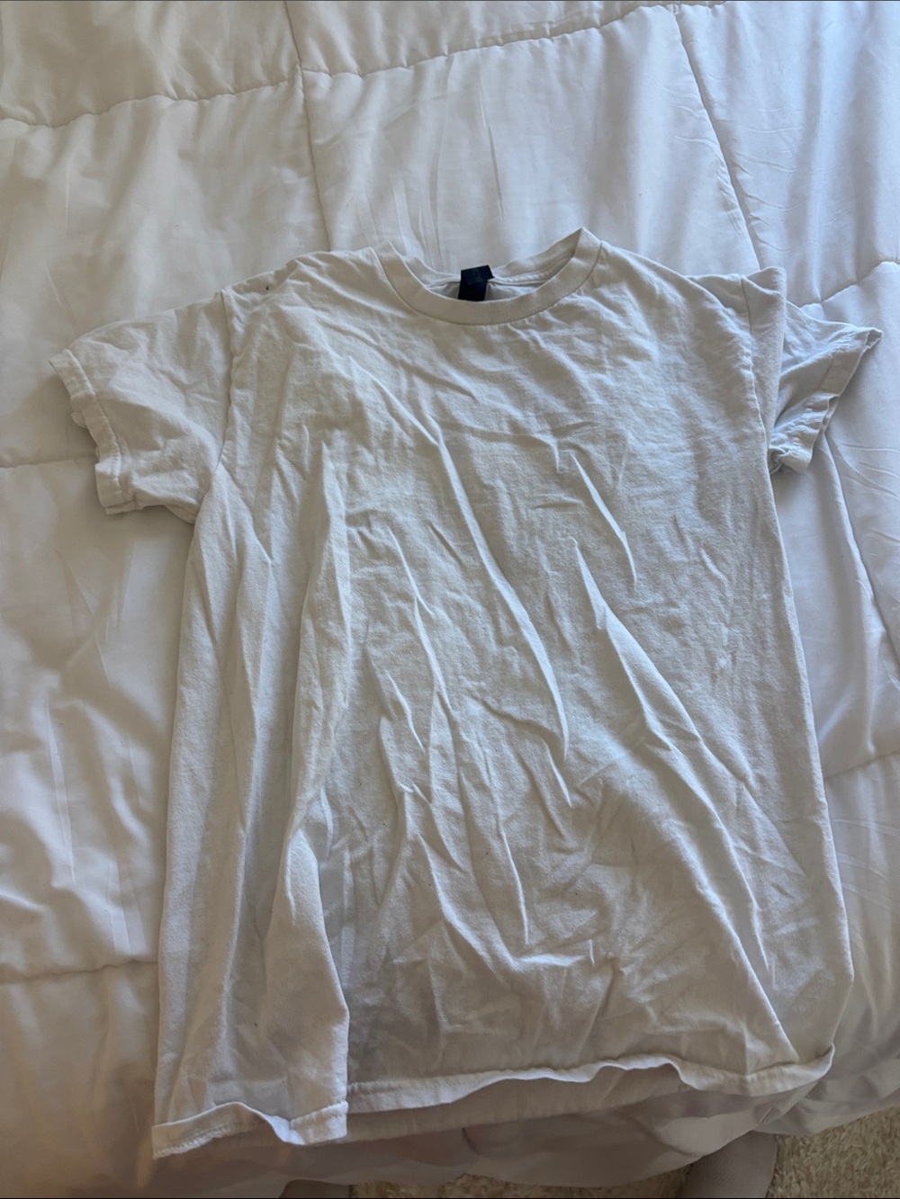 Gildan White Short Sleeve Crew T-Shirt